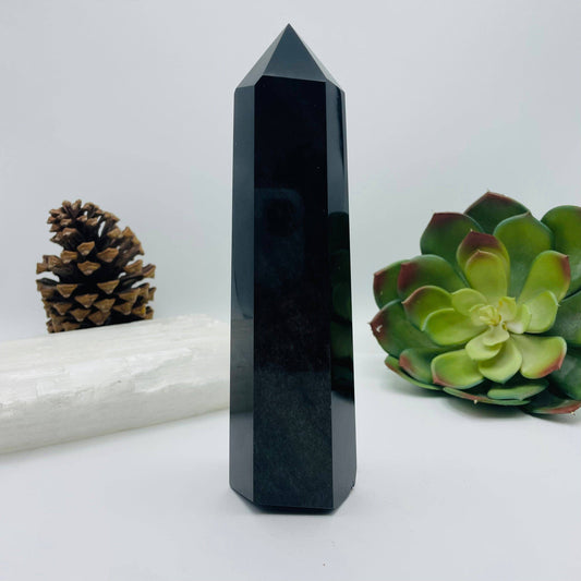 Obsidian Polished Point Tower