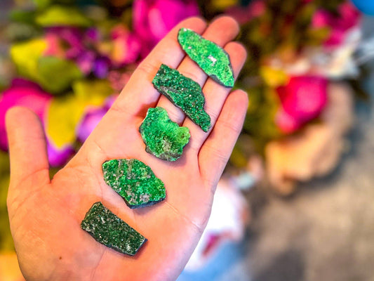 Uvarovite Garnet Specimens, Raw Crystals and Stones